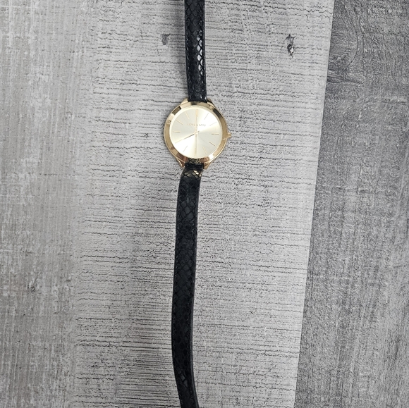 Michael Kors wrap around watch ⌚️ - Picture 3 of 5